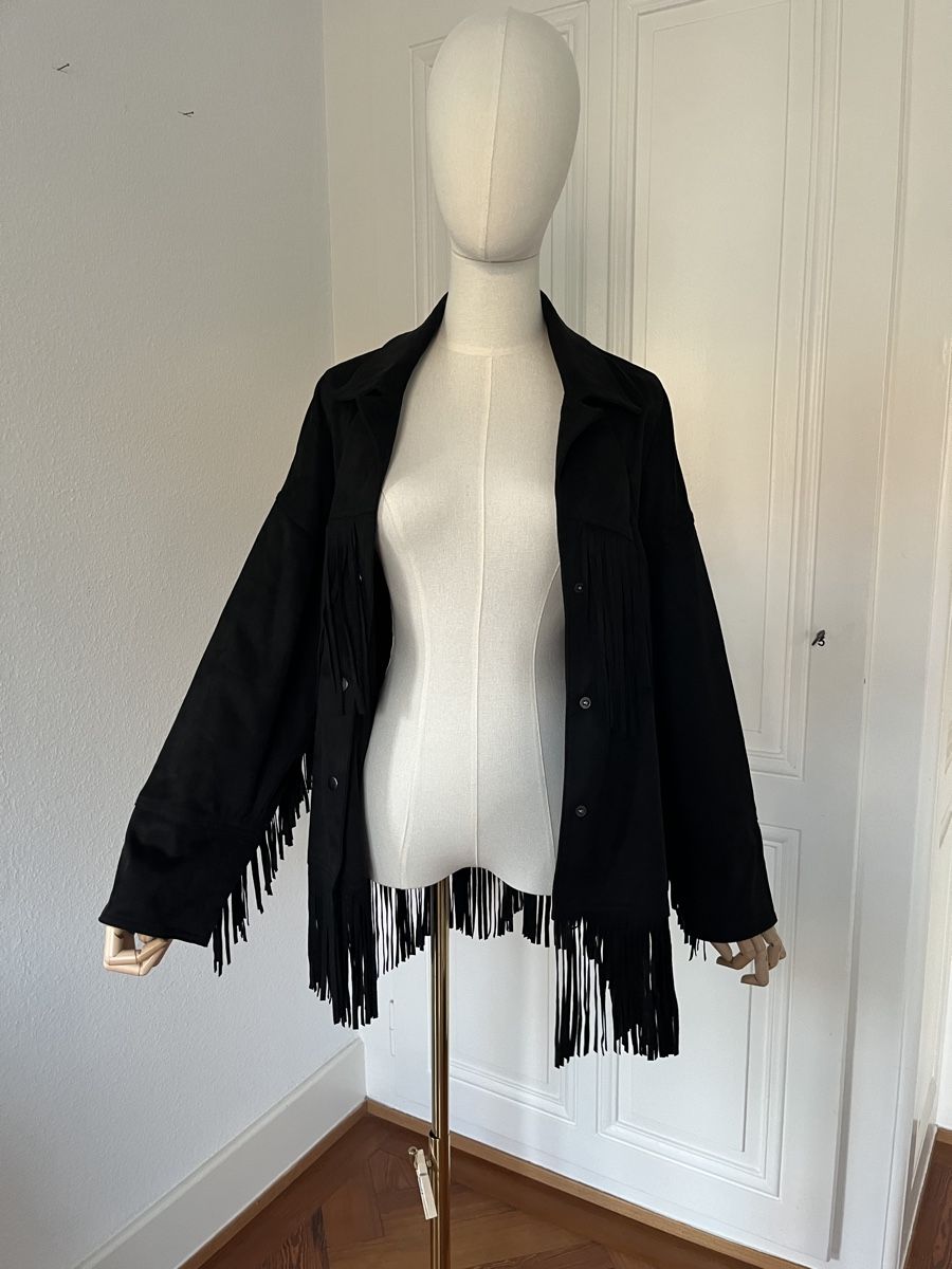 Zara Giacche: Zara Black Fringed Jacket, Size S, Never Worn - Chic! – Nuovo (secondo la descrizione) da Mies venduto da nic_yk5d 3