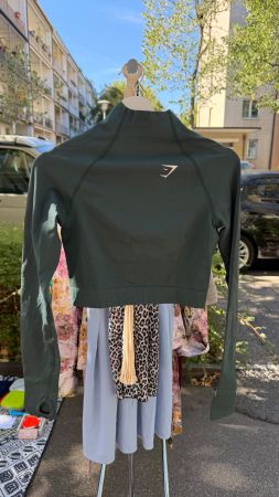 Gymshark Langarm Crop Top grün