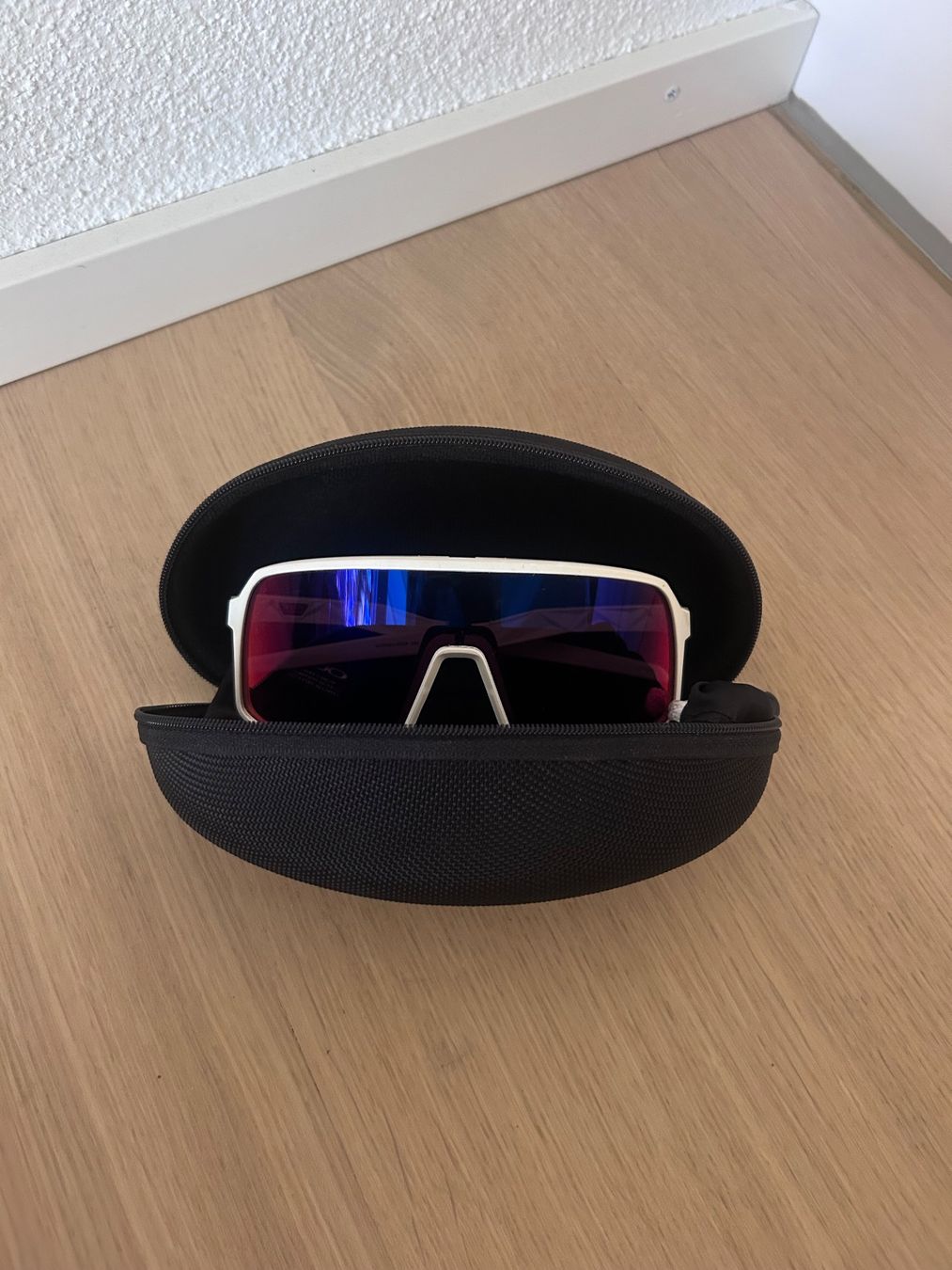 Occhiali & Lenti: Oakley SUTRO weiss – Usato da Winterthur venduto da ses_xm7d 2