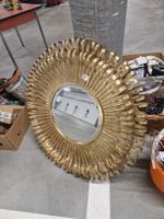Sonnen Spiegel Goldfarbig Durchmesser ca. 80cm guter Zustand
