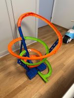 Hot Wheels Crash-Spirale Rennbahn