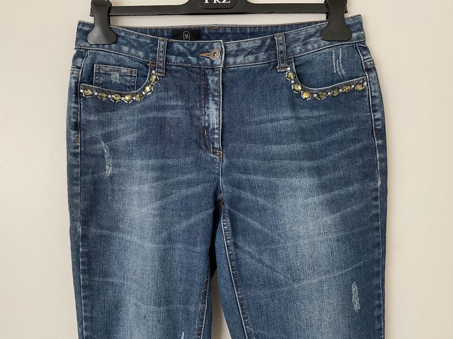 Madeleine Jeans: Madeleine schöne Jeans Gr 40 mit Steinchen – Usato da Urdorf venduto da alda02 1