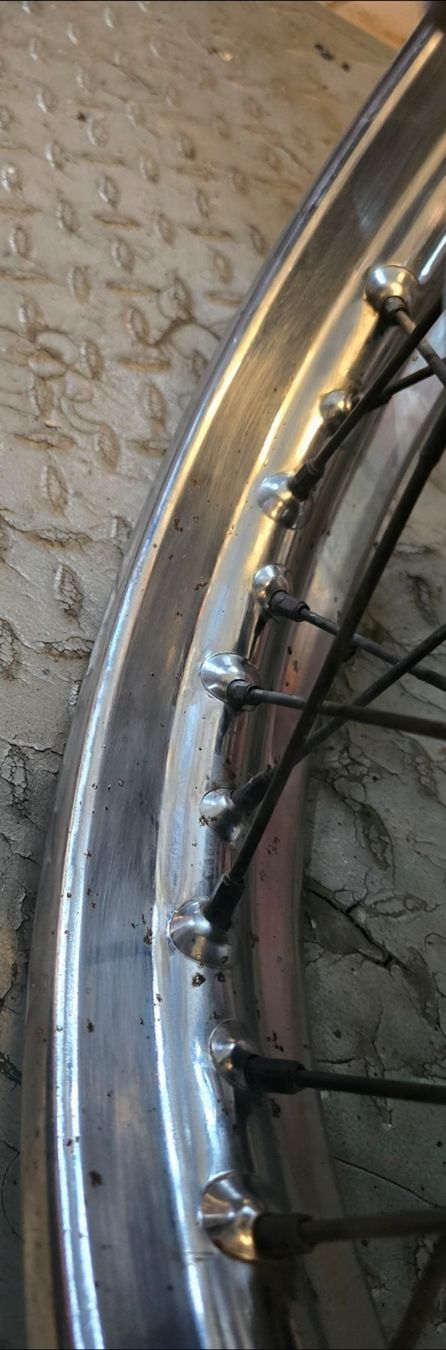 Yamaha Alle Motorradersatzteile: Yamaha – Gebraucht aus Schänis von mar_sv9x 7