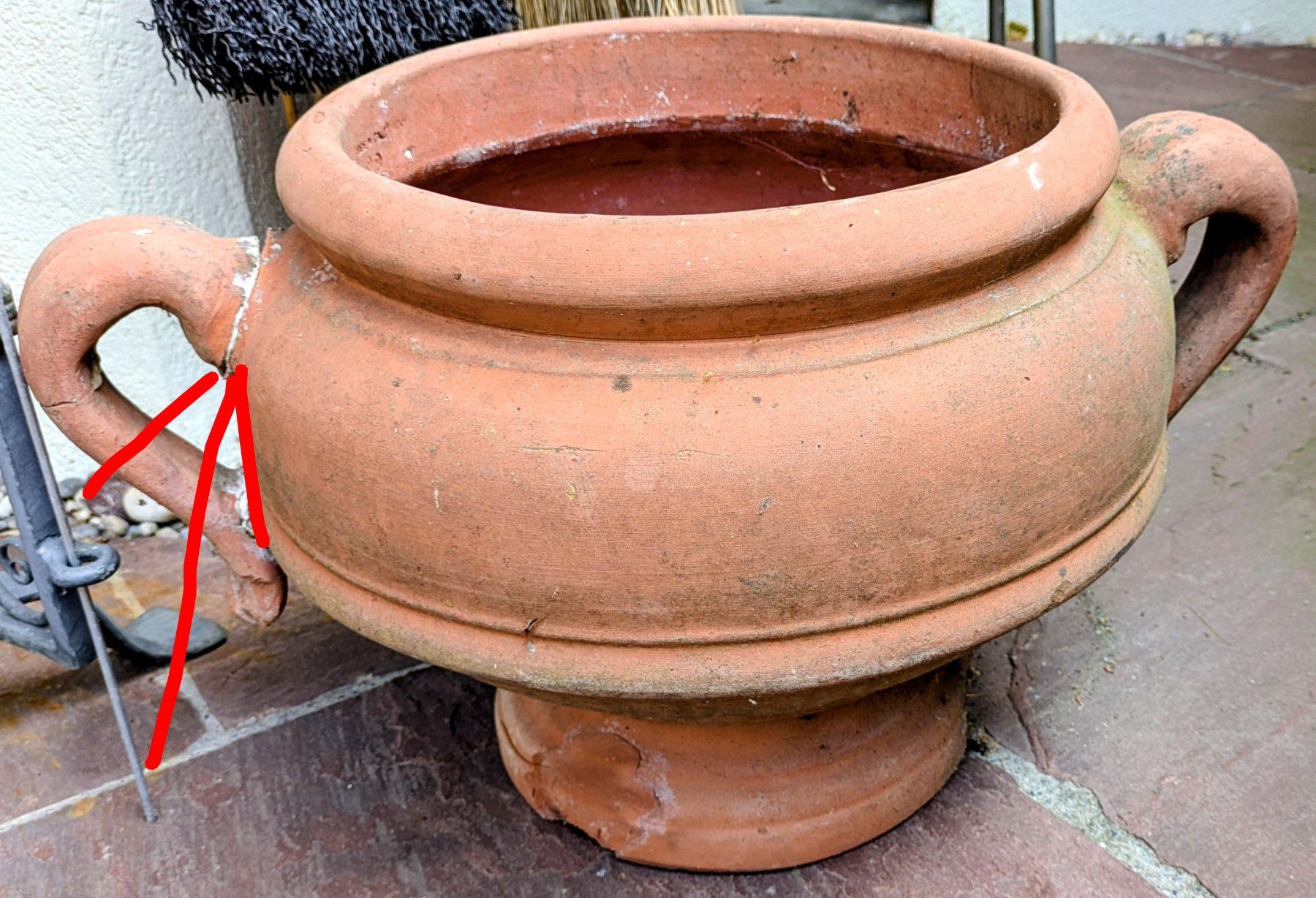 Blumentöpfe: 3 massive Blumentöpfe aus Terrakotta, Durchmesser ca 33cm – Gebraucht aus Wilen b. Wollerau von Tinkerer 4
