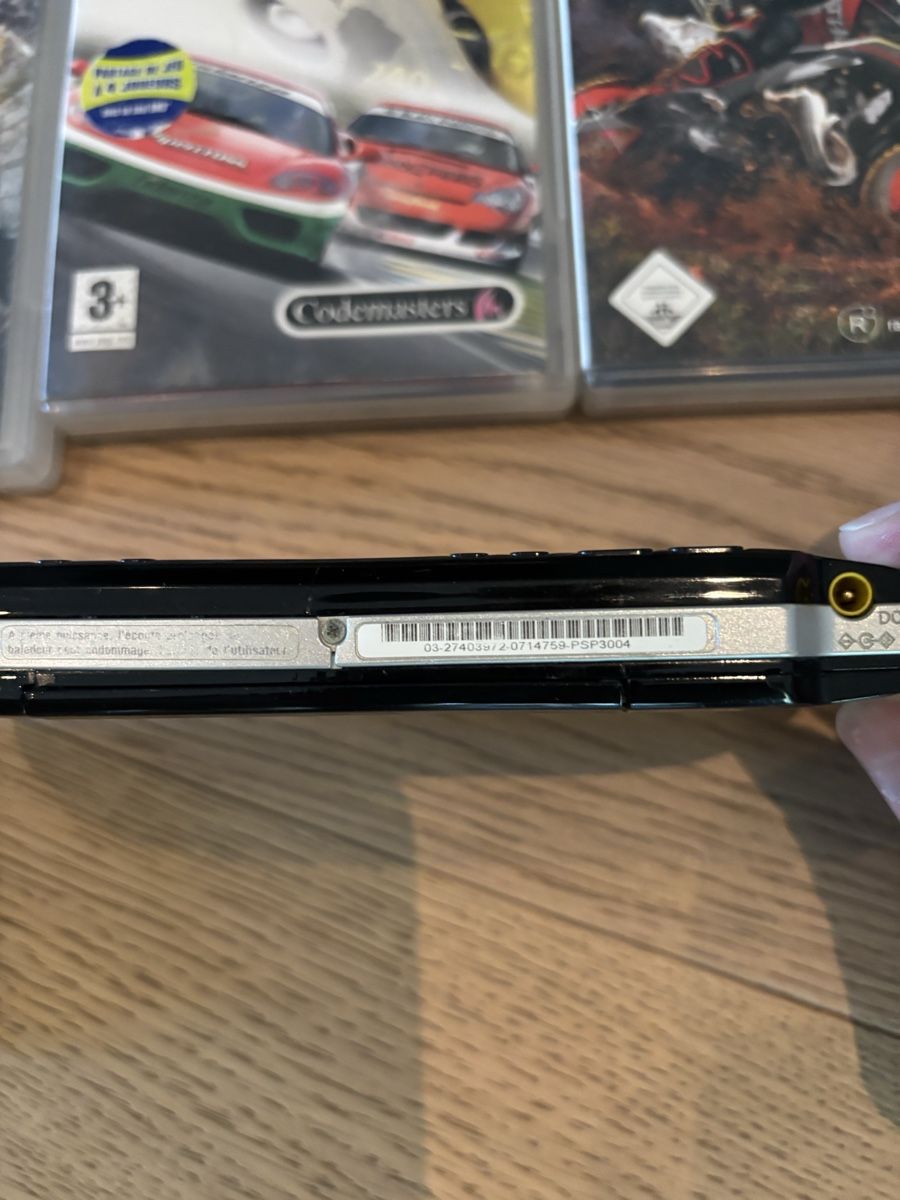 Sony Konsolen: PSP 3004 mit 7 Spiele – Gebraucht aus Sachseln von Roadrunner30 2