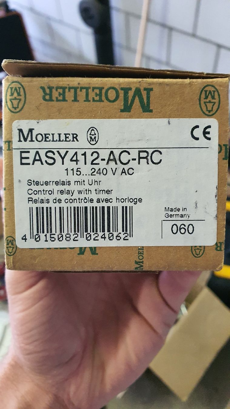Componenti elettronici: Relais de commande – Nuovo e nell'imballaggio originale da Kerzers venduto da ini_75wg 1