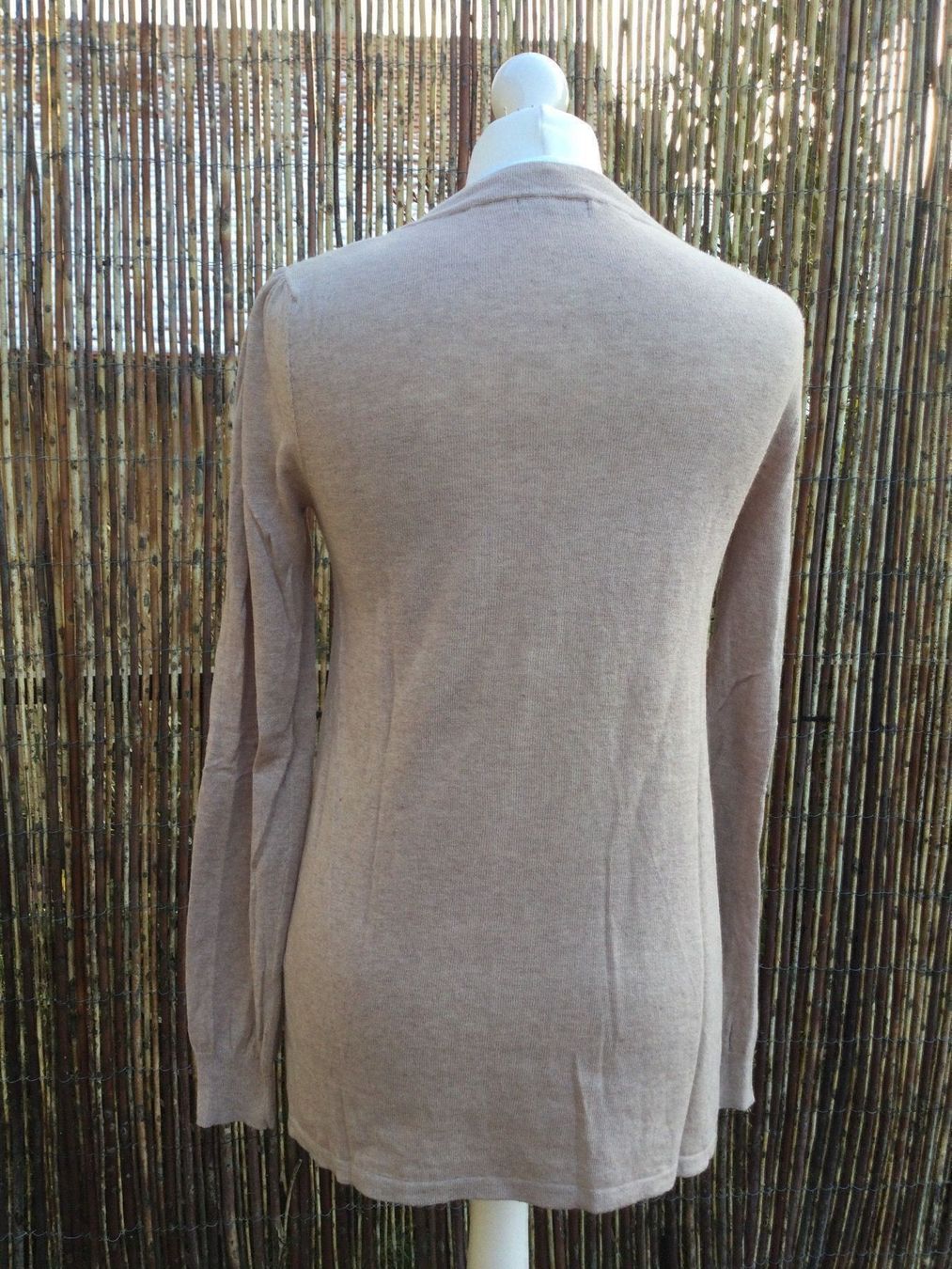 Maglioni & Felpe: Pull/Chemisier beige/blanc ELLEN AMBER, taille M – Nuovo e nell'imballaggio originale da Agiez venduto da chouchanelle 6