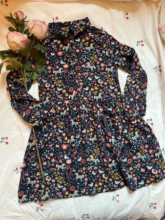 Gorgeous navy blue dress with animals - 128cm