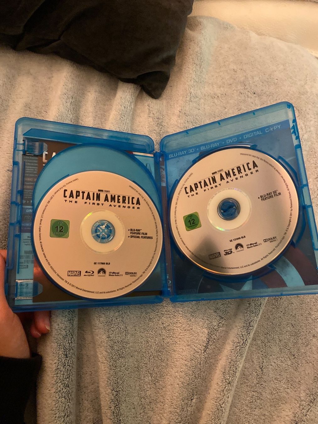 Alle DVDs: Captain America Blu-Ray/ 3D, 2D, DVD – Gebraucht aus Dübendorf von GinaGiulia 2