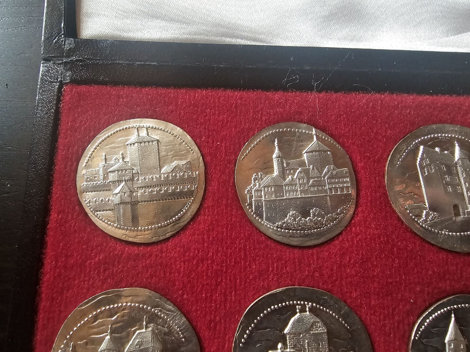 Medaillen: Ab1fr!!☆24 Schweizer Schloss serie☆SILBER☆ – Neu und originalverpackt aus la neuveville von houeka 4