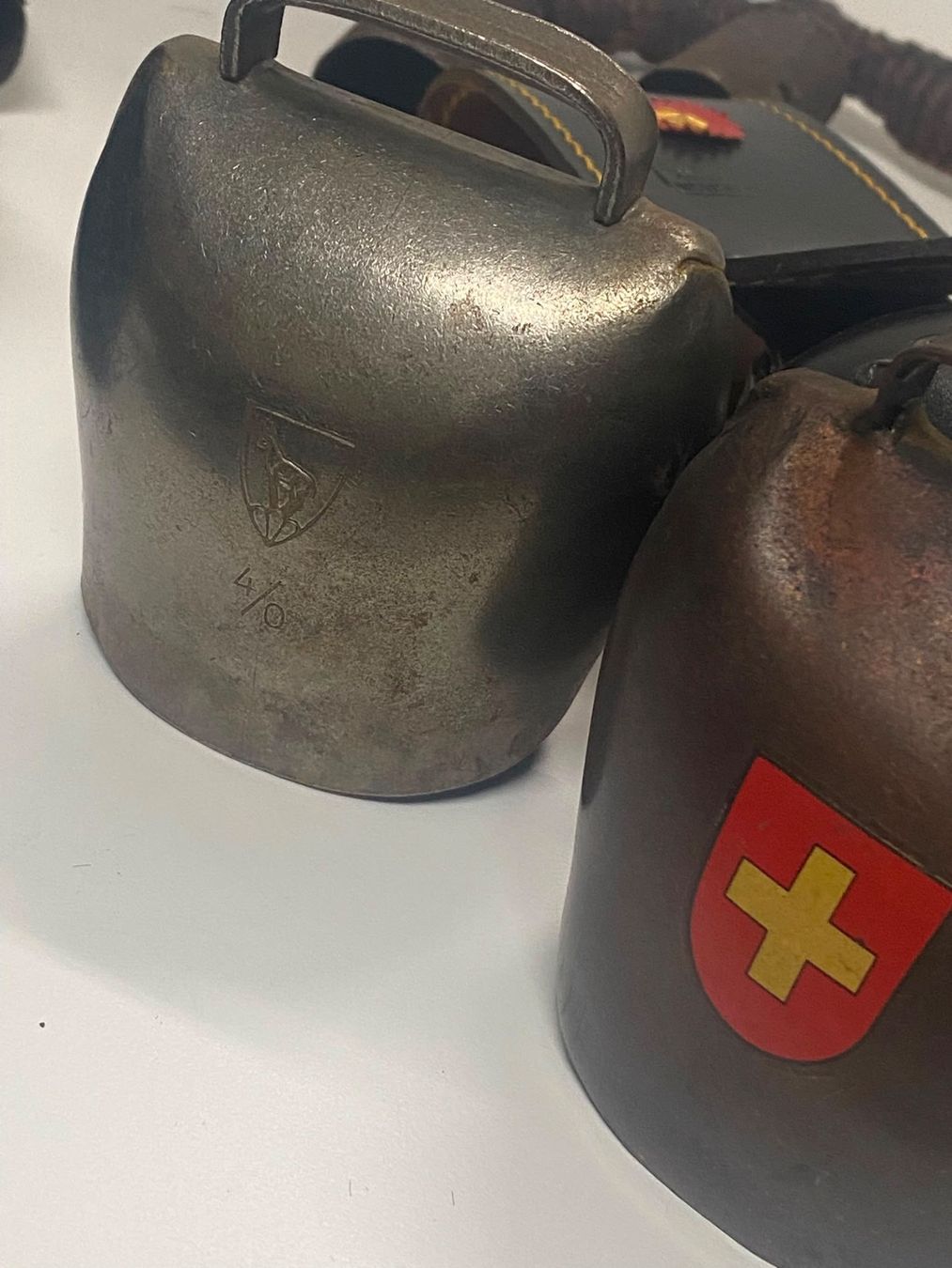 Campanacci mucche: Grosses LOT alte Glocken Kuhglocken – Usato da Dübendorf venduto da lan1808 5