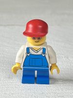 LEGO City Figur - Kind mit roter Kappe