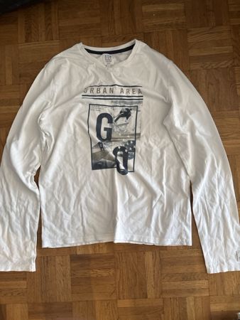 T-shirt blanc manches longues IKKS motif urbain graphique ta