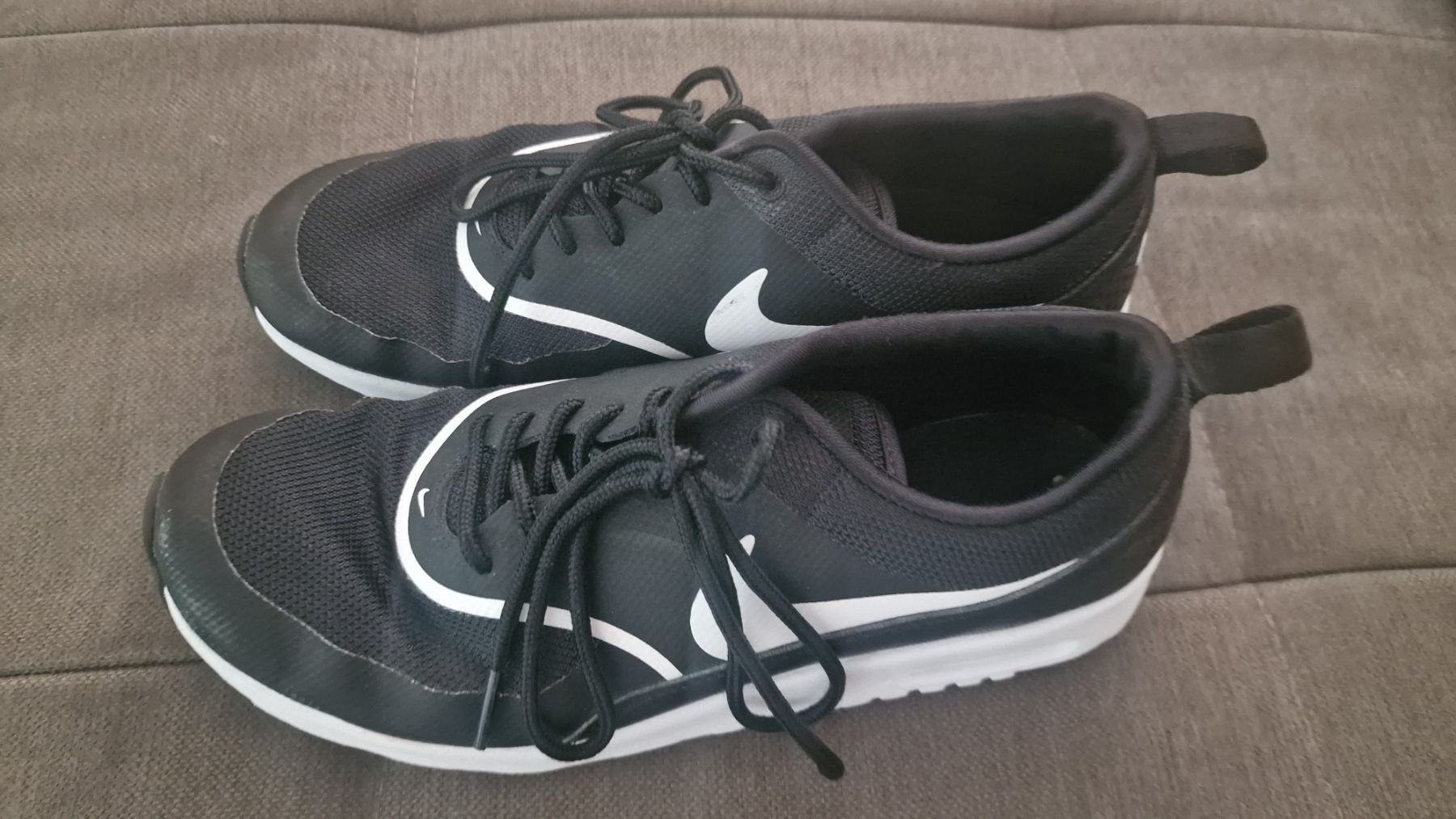 Nike Scarpe da uomo: Nike Turnschuhe wie neu – Nuovo (secondo la descrizione) da Kerns venduto da onewayticket