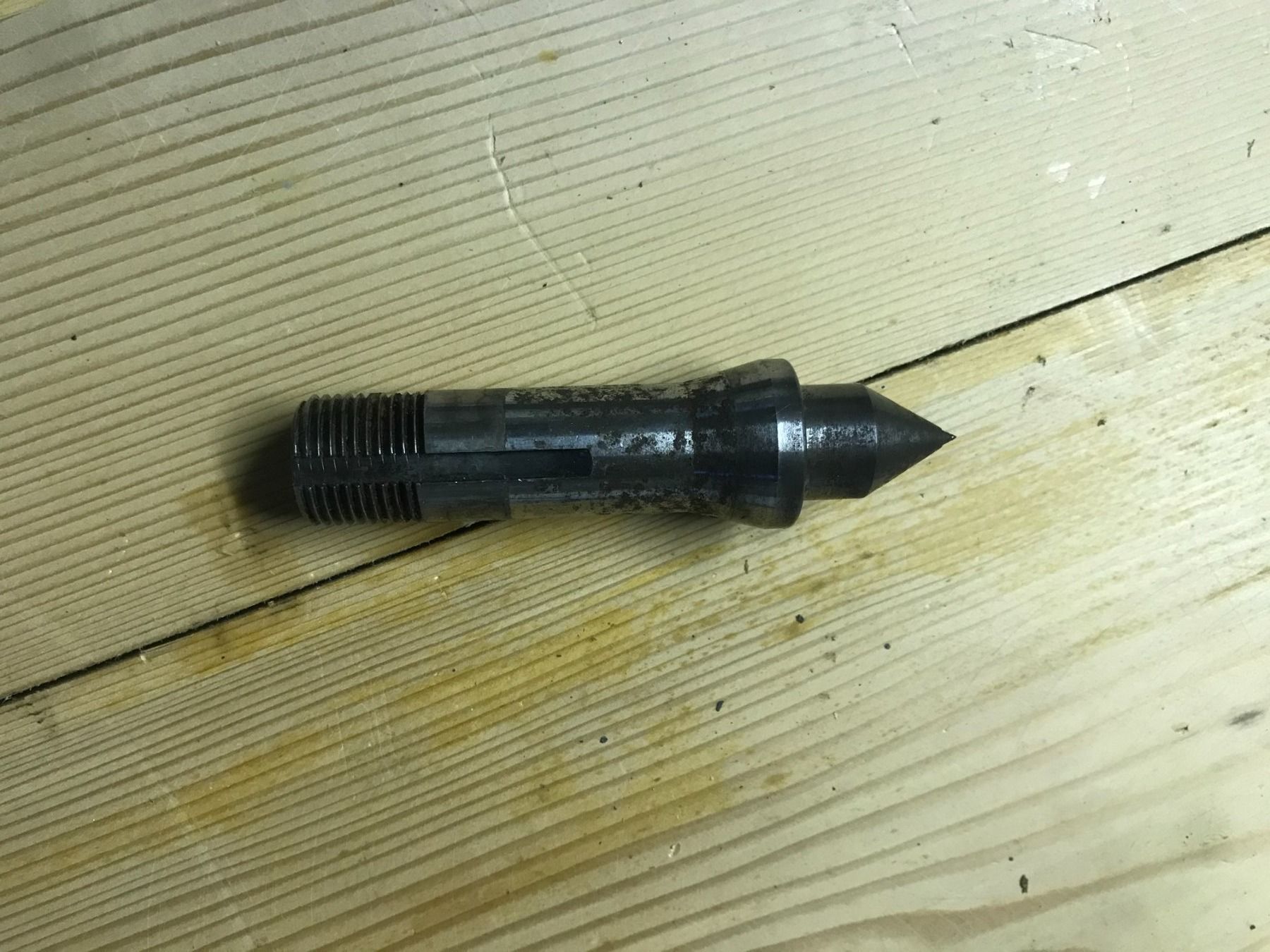 Schaublin Alle Werkzeuge: Schaublin W20 Spindelstockspitze 60° – Gebraucht aus Oberdorf BL von Bildschirmschoner
