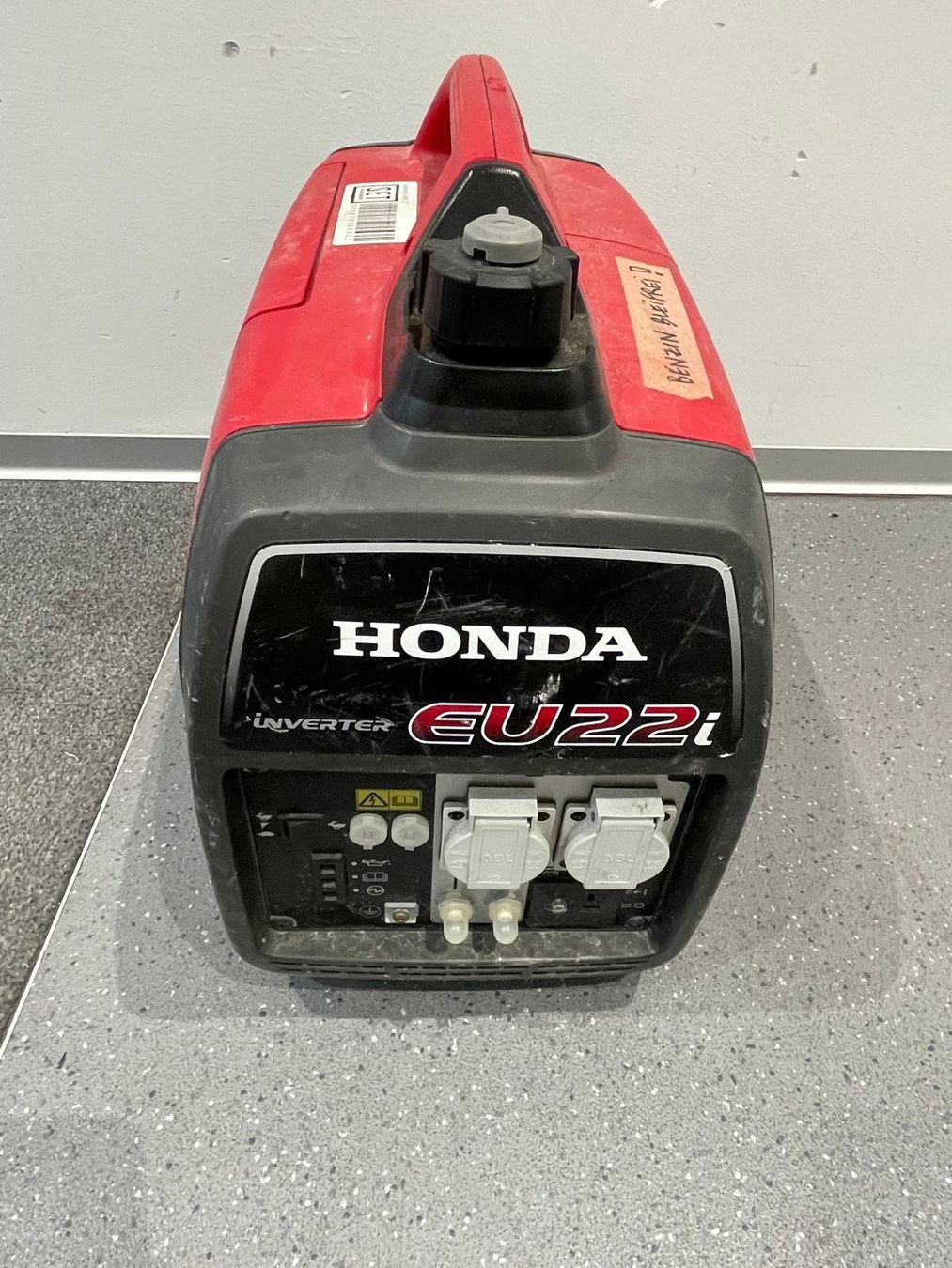 Honda Generatori di corrente: Stromgenerator Honda EU22i, Stromerzeuger, Geni, Notstrom – Usato da Zürich venduto da Lia107 5