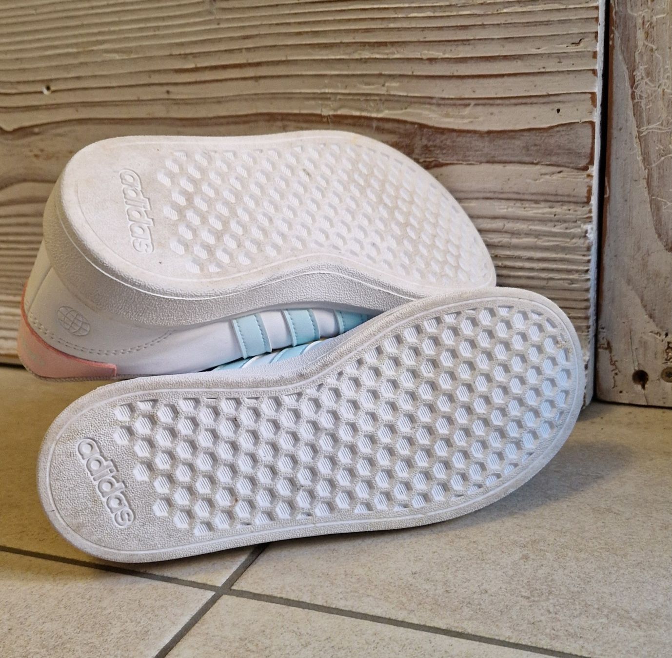 Adidas Scarpe per ragazzi: Adidas Sneaker Kinder Gr. 31 – Usato da Benken SG venduto da EgMoJo 1