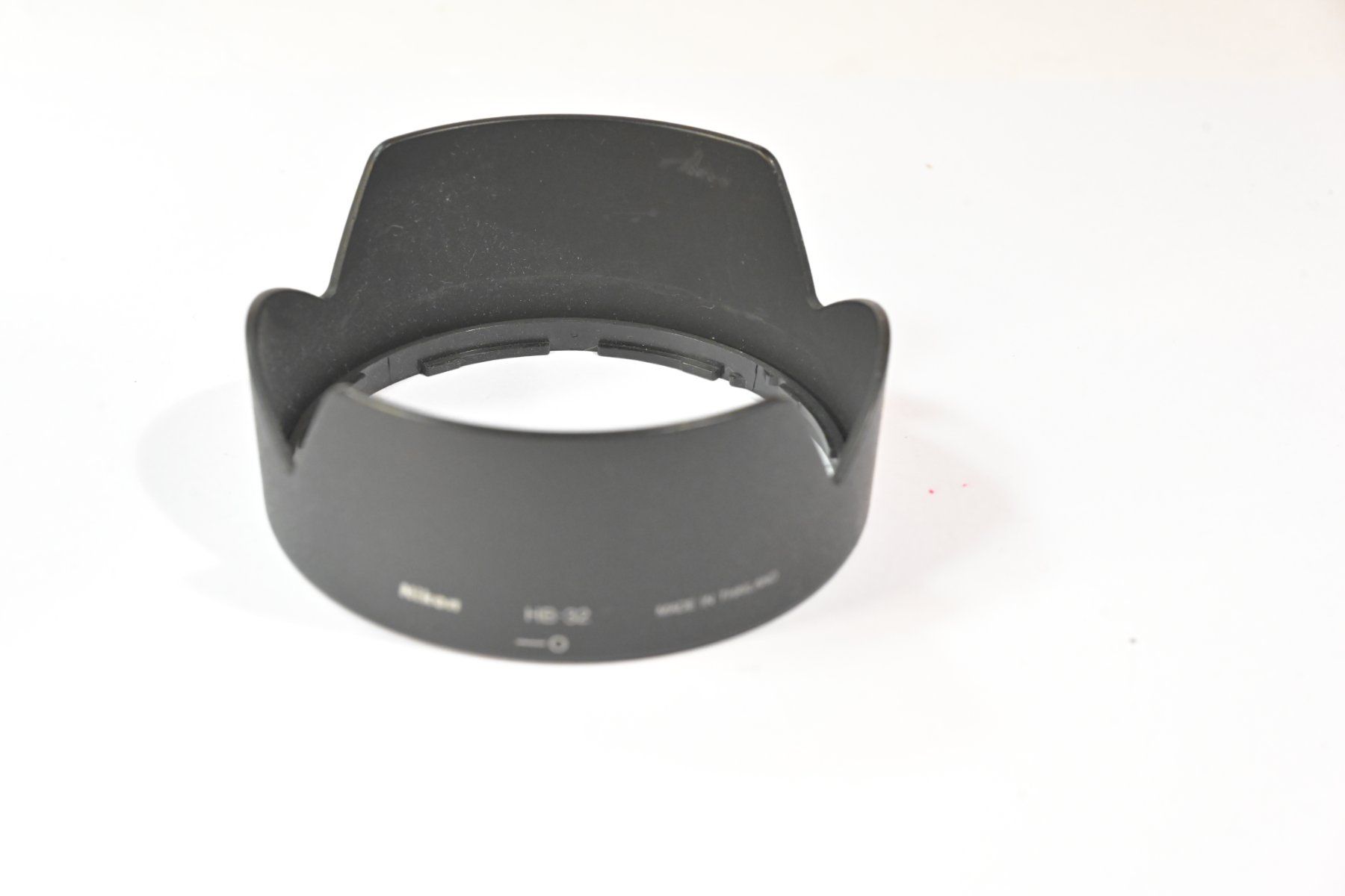 Nikon Obiettivi: Nikon HB-32 Gegenlichtblende – Usato da Erlinsbach venduto da Yanny