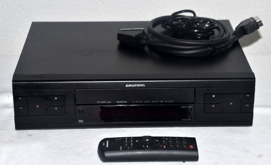 MAGNÉTOSCOPE GRUNDIG GV 5000 EURO avec télécommande HS pour pièces EUR 14,90 - FR