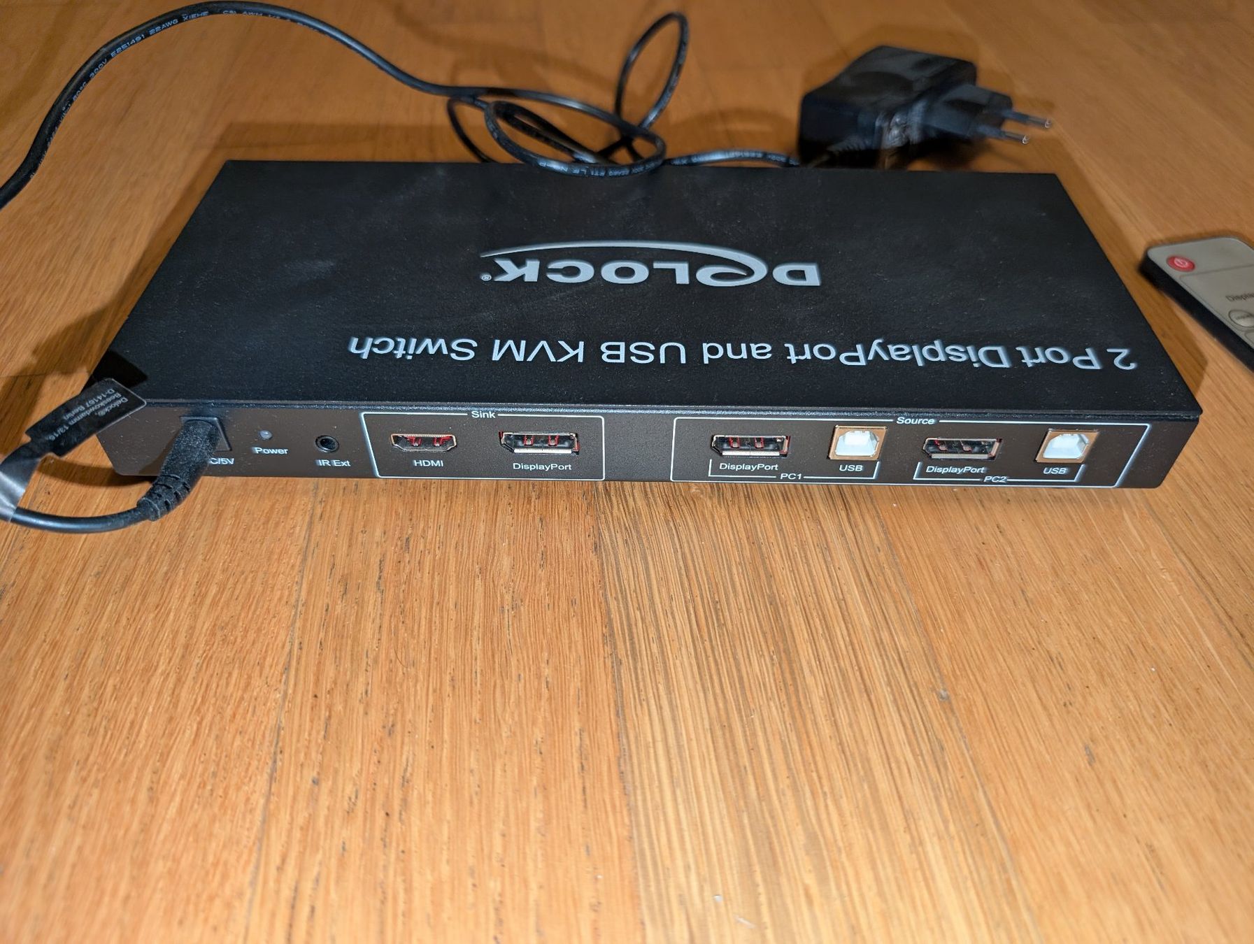 Hubs & Switches: Delock DisplayPort KVM Switch 2 > 1 mit USB 2.0 und Audio – D'occasion à Worblaufen par adrianer 1