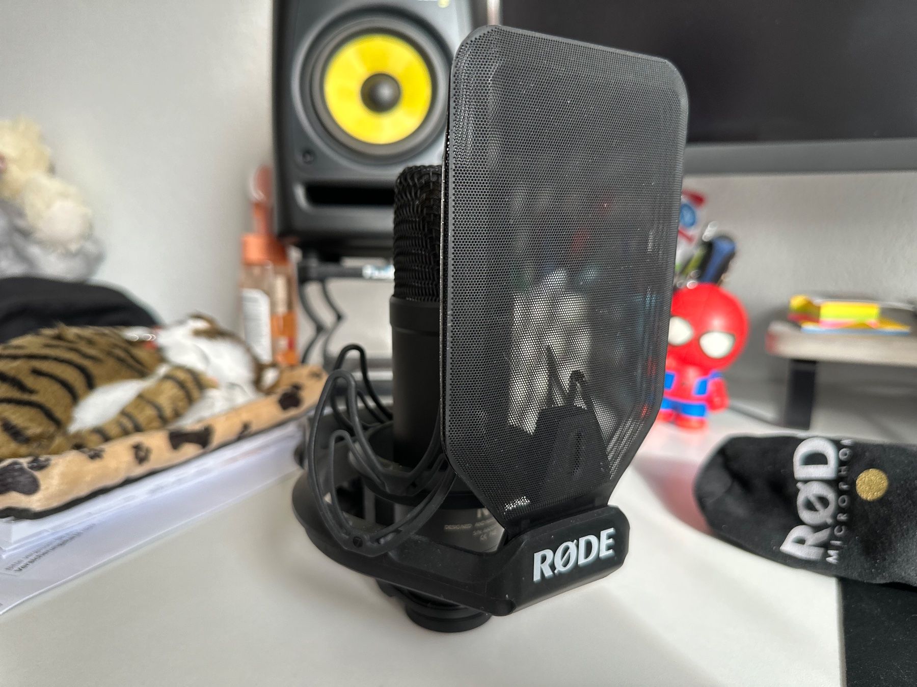Røde Microfoni: RODE NT1 mit popfilter und spinne – Usato da Reiden venduto da Crick