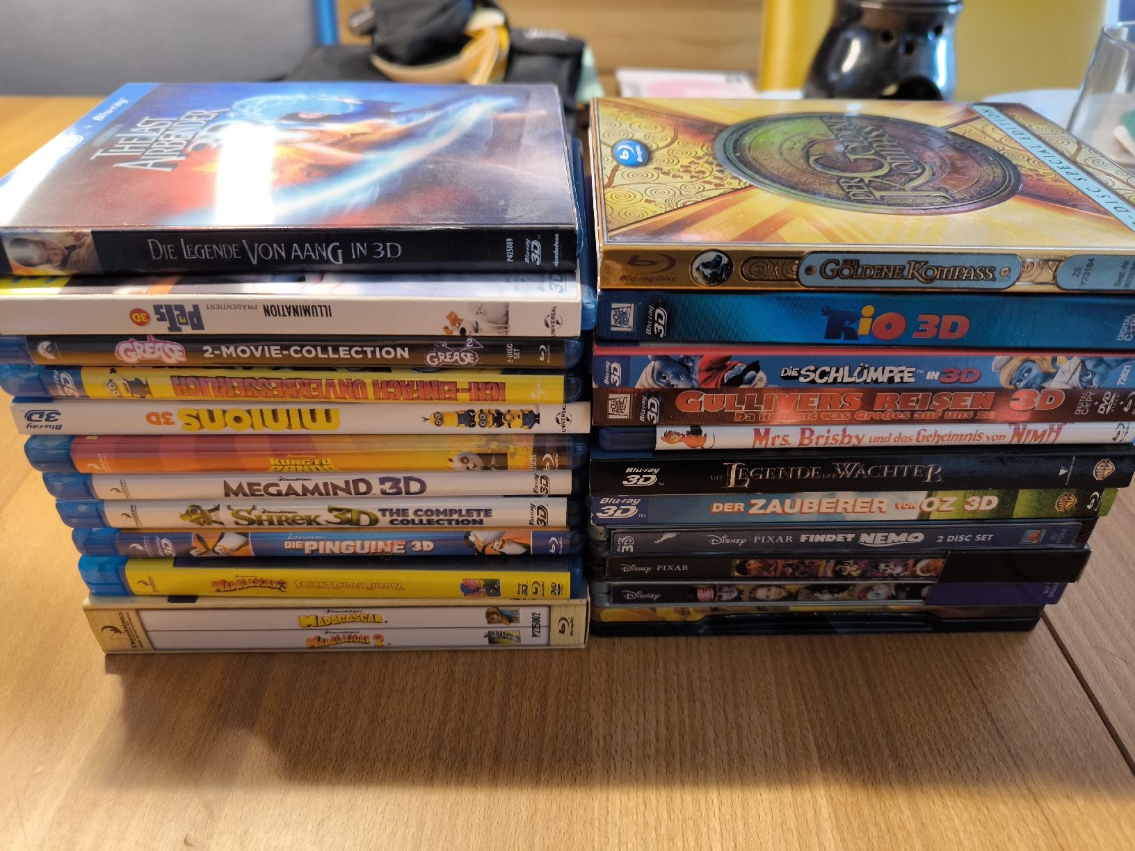 Tous les DVDs: Animation Mega Bundle Blu-Ray – D'occasion à Dürnten par Nexomynon