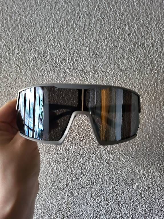 Occhiali & Lenti: Uvex Sportstyle 237 – Usato da Spiez venduto da Podex 1