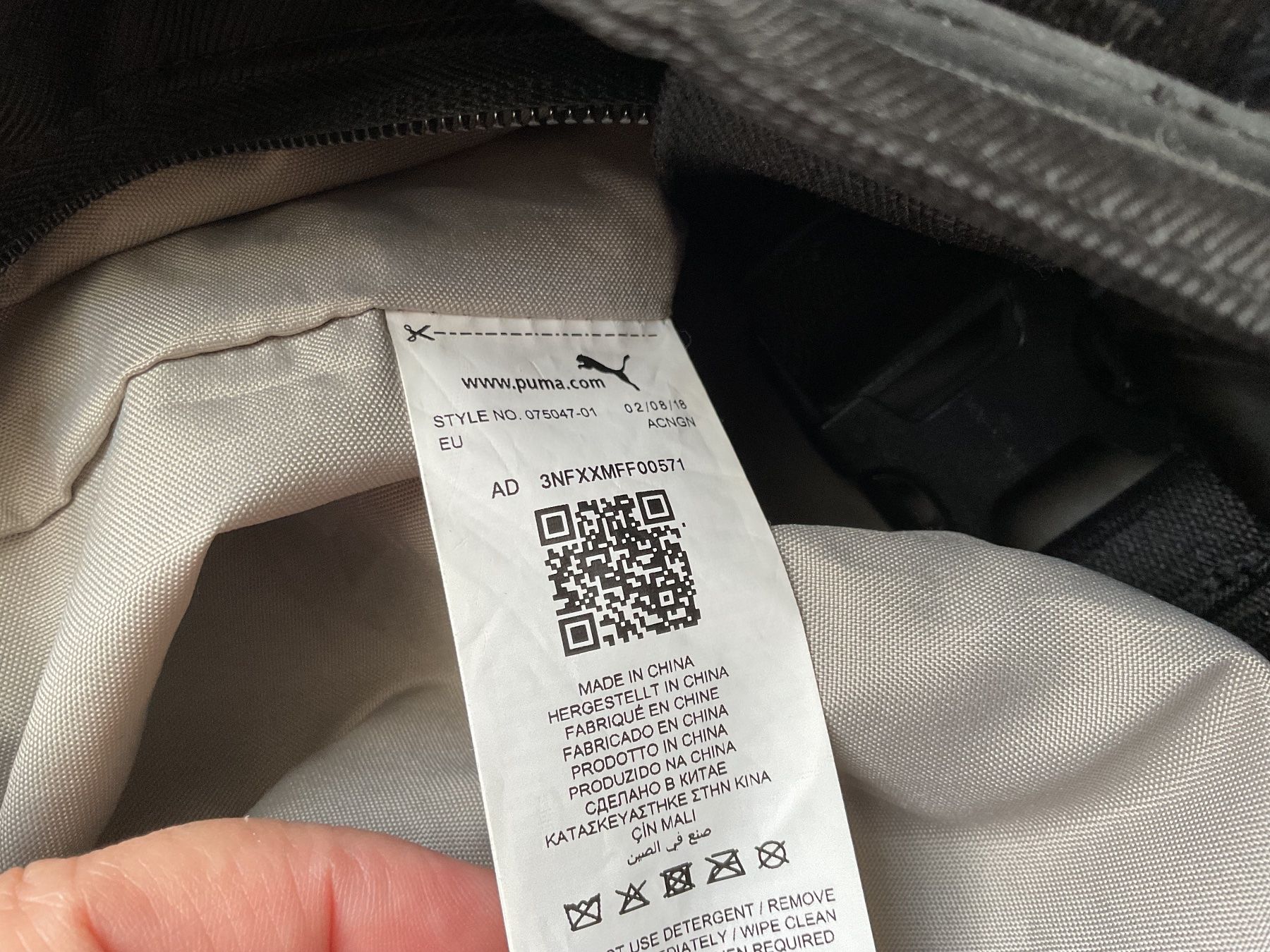Puma Borse da donna: Puma Sporttsche schwarz – Usato da Bachenbülach venduto da Sybeco 4