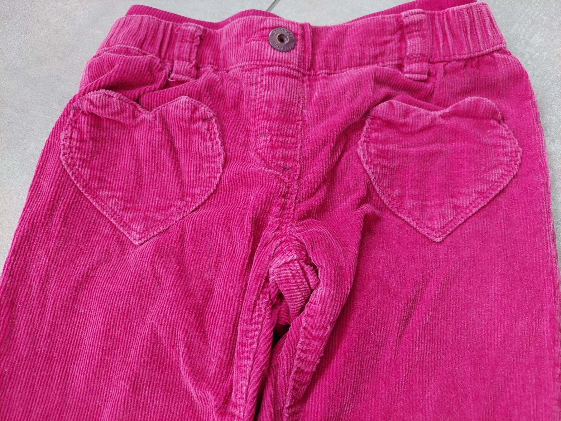 Vertbaudet Pantaloni: Rosa Cordhose von Vertbaudet Grösse 102 – Usato da Wiesendangen venduto da troawus 1