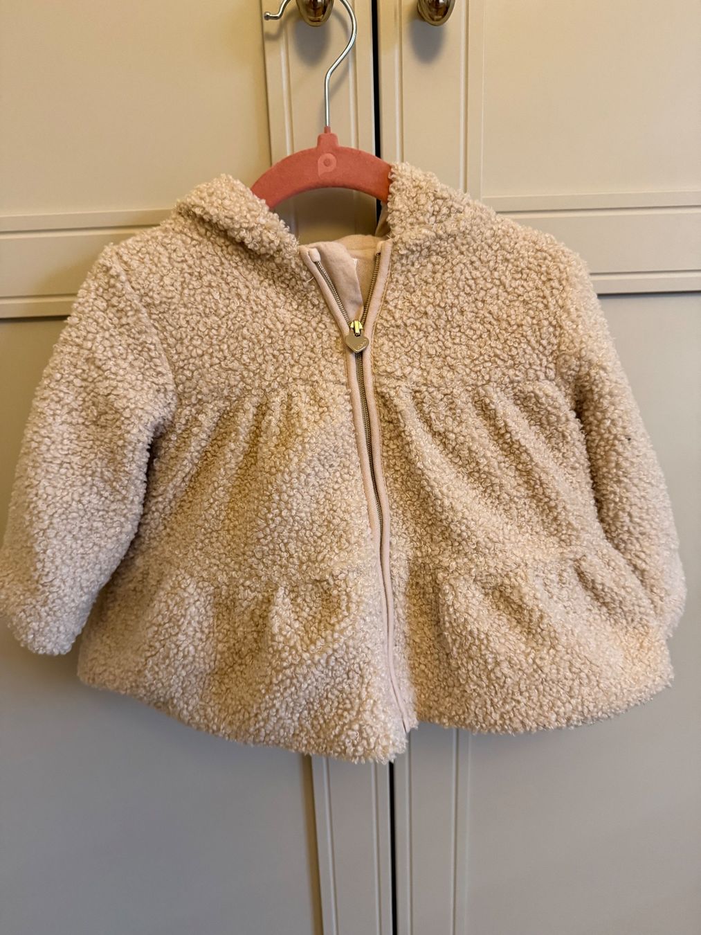 Mayoral Jacken & Mäntel: Veste Mayoral beige, 6-9 mois – Gebraucht aus Pully von KpatA