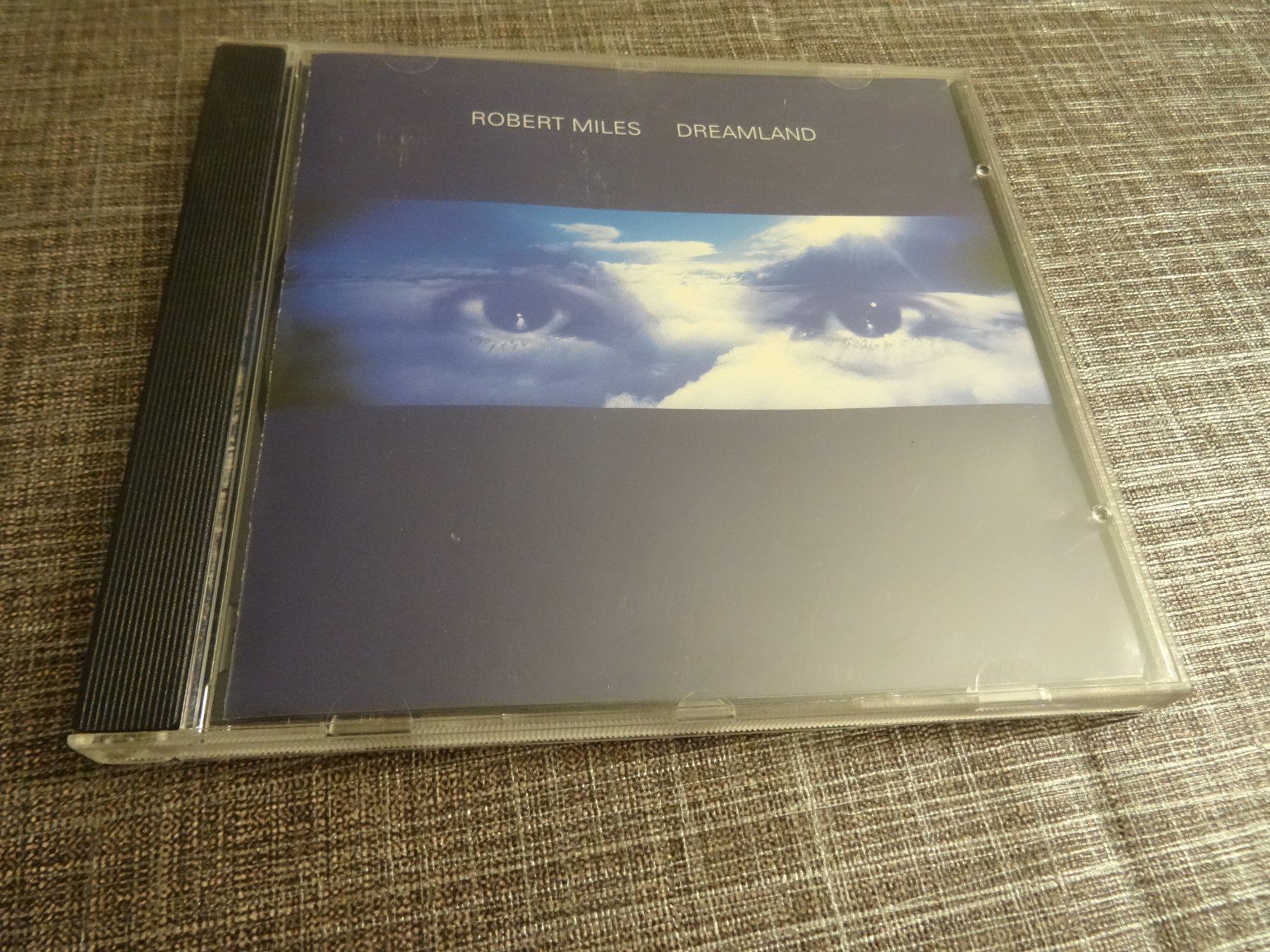 CDs: Robert Miles - Dreamland - CD – D'occasion à Olten par Disc-Ausverkauf