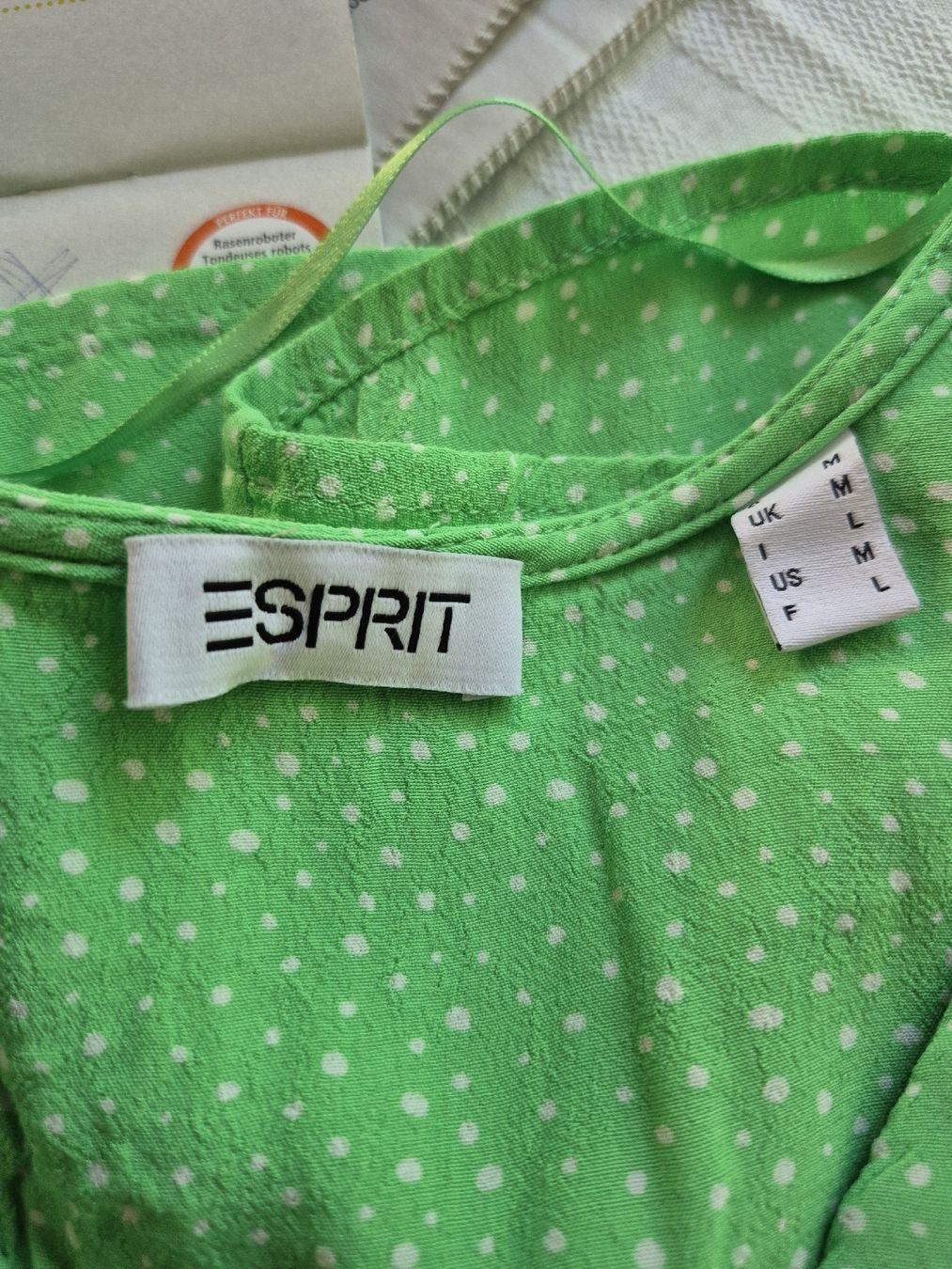Lotti di vestiti: Sommerblusen im Dreierpack,  Esprit , Nümpf, Cecil, Grösse M – Nuovo (secondo la descrizione) da Lengnau BE venduto da cantharis 3