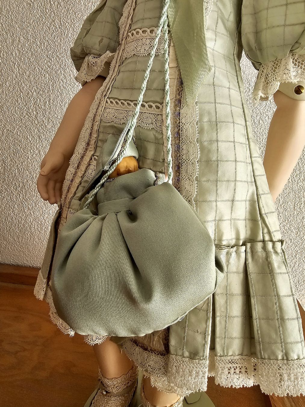 Bambole: WUNDERSCHÖNE PUPPE! – Nuovo (secondo la descrizione) da Laupen BE venduto da AUSSIEGIRL1109 2