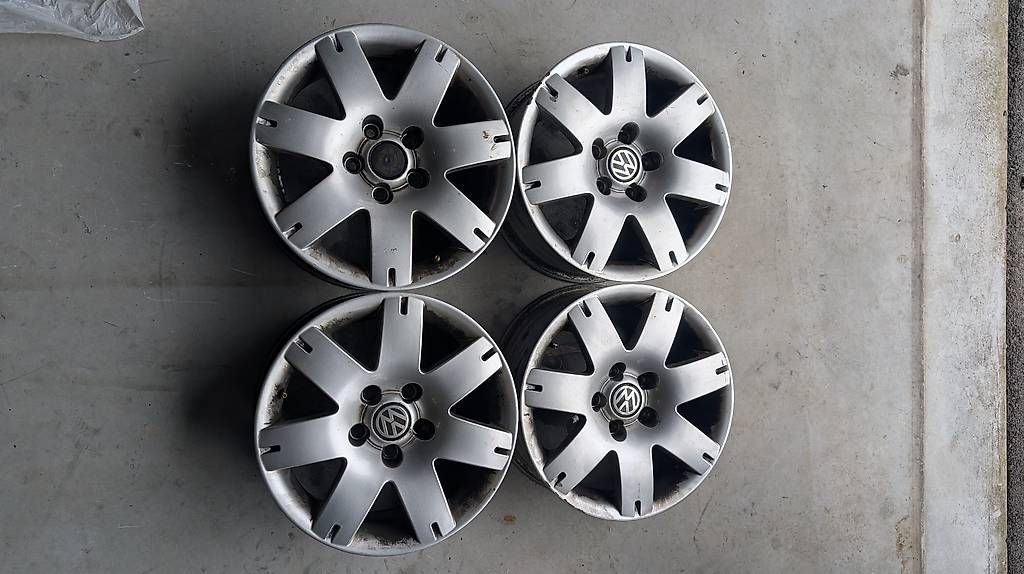 Pneumatici & Ruote complete: Aluminium Felge VW Passat – Usato da Selzach venduto da kvnrcs 1