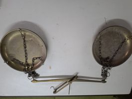 Antike Waage aus Messing, nostalgisch, Dekorationsobjekt