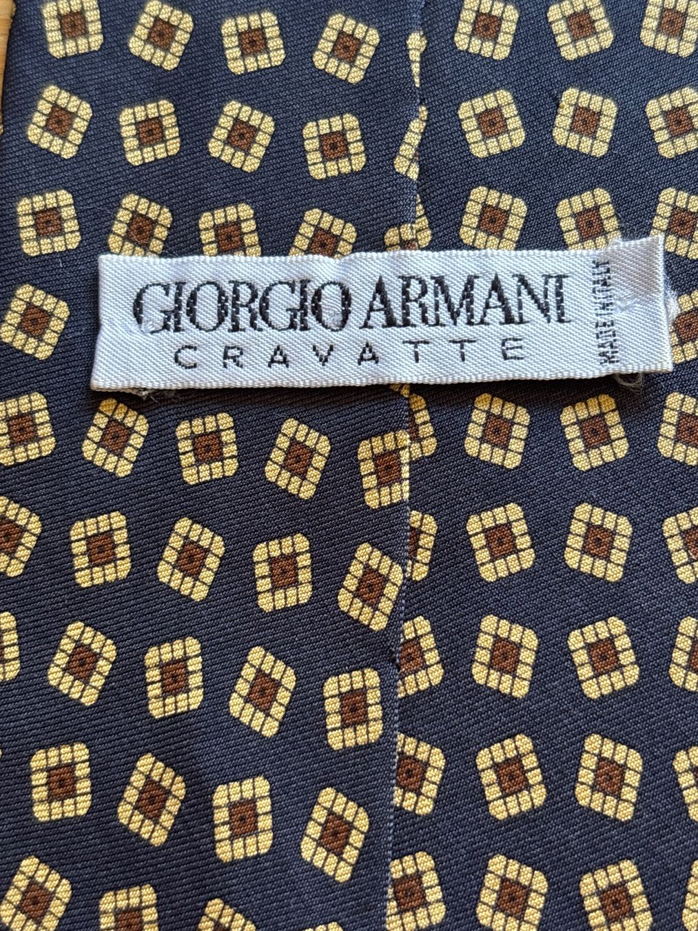 Armani Cravates: Krawatte Giorgio Armani – D'occasion à Luzern par Sontru 4