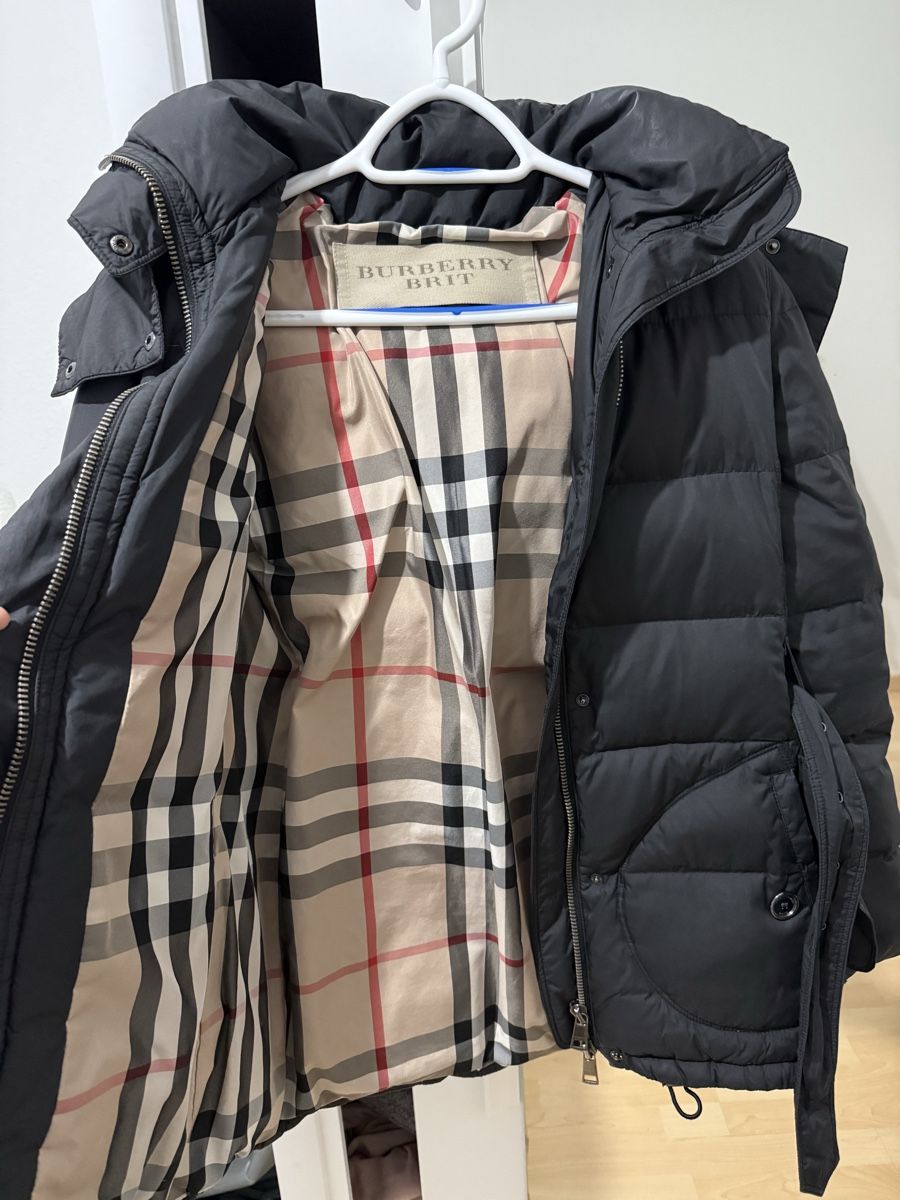 Burberry Giacche: Burberry Brit Down Puffer Jacket - Size XS - Ladies – Usato da Seon venduto da Avina12 2
