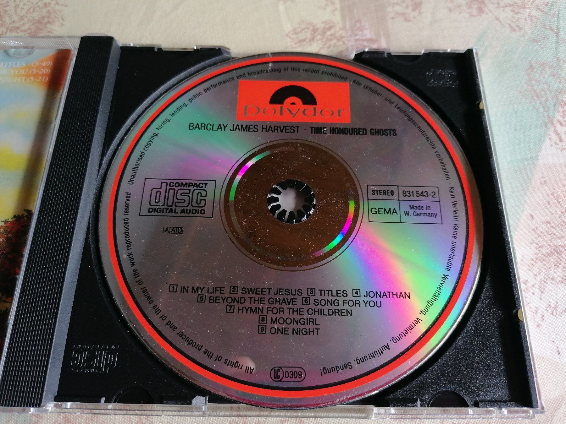 CD: Barclay James Harvest - Time Honoured Ghosts – Usato da Ermenswil venduto da easyric 1