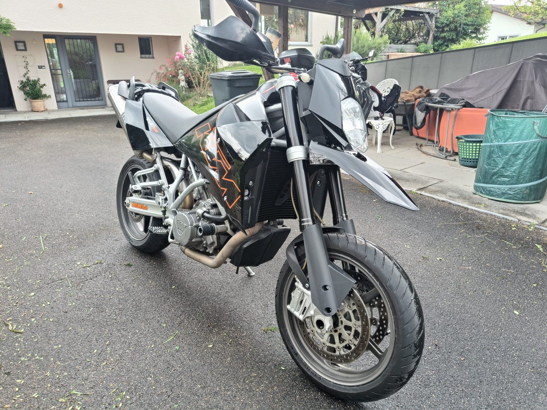KTM Strada: KTM 950 SM Akrapovic – Usato da Maur venduto da rolande7777