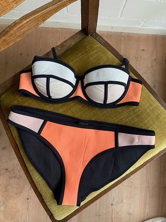 Triangl Bikini 