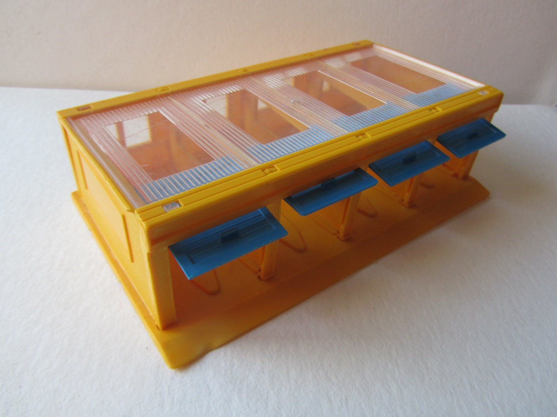 Corgi Toys Modellini d'auto: Multi Garage, Corgi Juniors (Angebot 1) – Usato da Weiningen ZH venduto da dietsch57 1