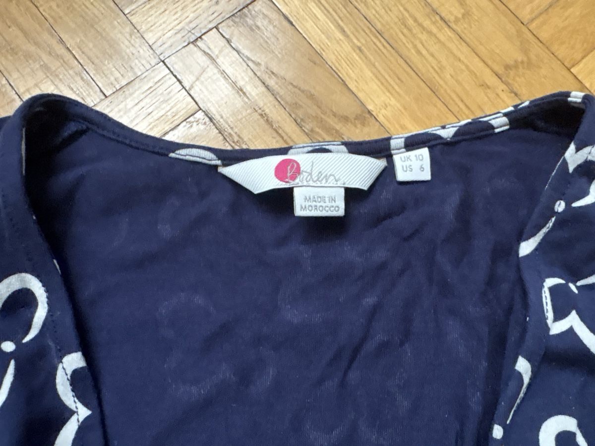 Top: Elegante Bluse mit Blumenmuster, Gr. 36 - neuwertig – Usato da Effretikon venduto da Suszacki 1