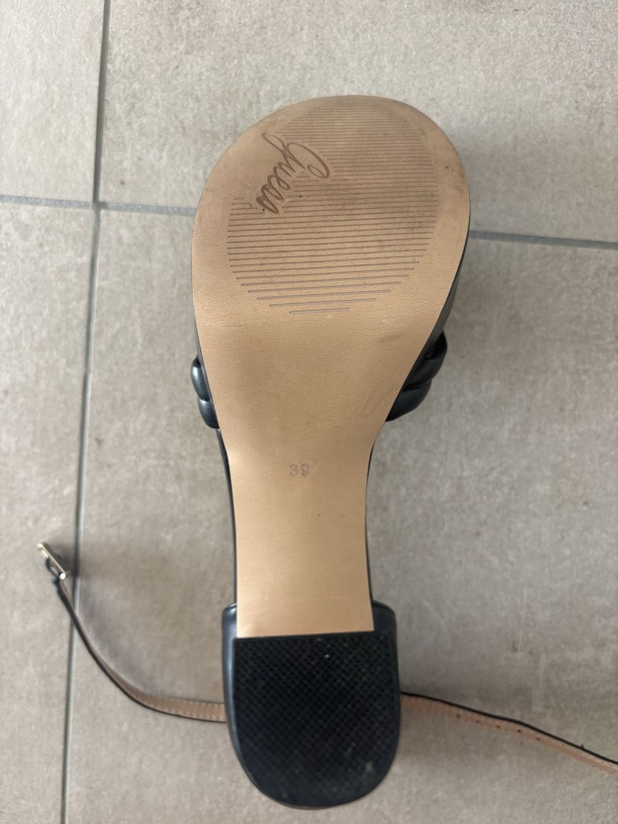 Guess Chaussures femmes: Guess Highheels – Neuf (Voir description) à Märwil par justelei 2