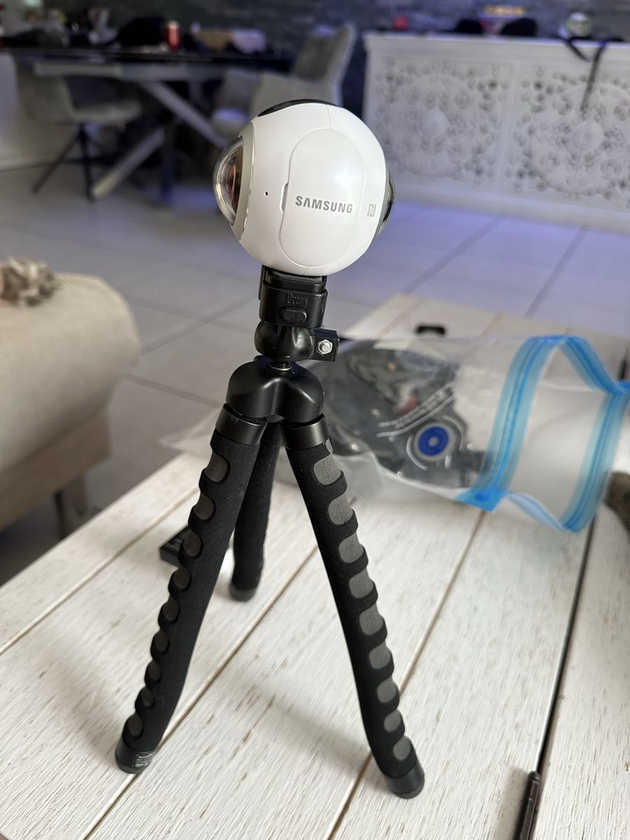 Samsung Action Cam:  Samsung Gear 360 Kamera – D'occasion à Dübendorf par Camawa 1