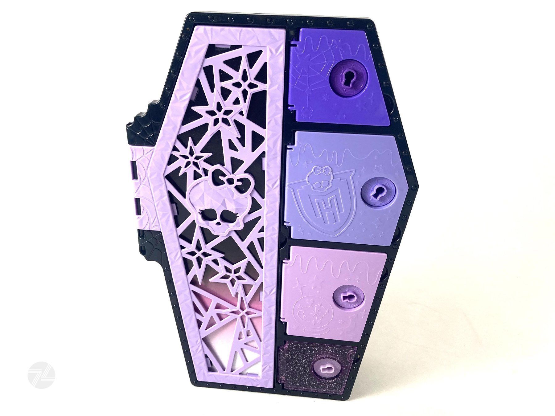 Spielzeuge: Monster High Schminkkoffer Skultimate Secrets Case Sarg 3x – Gebraucht aus Wetzikon ZH von cyan74 3