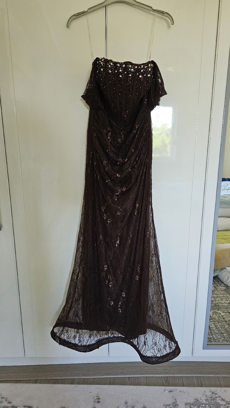 Vestiti: Abendkleid Spitze Perlen Applikationen Dunkelbraun – Usato da Staufen venduto da M19M