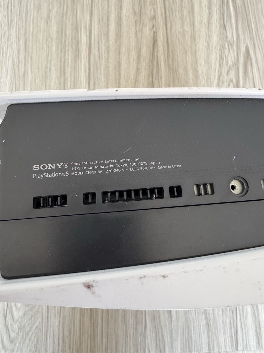 Sony Konsolen: PlayStation 5 Disc  – Defekt aus Les Reussilles von zha_8z2d 4