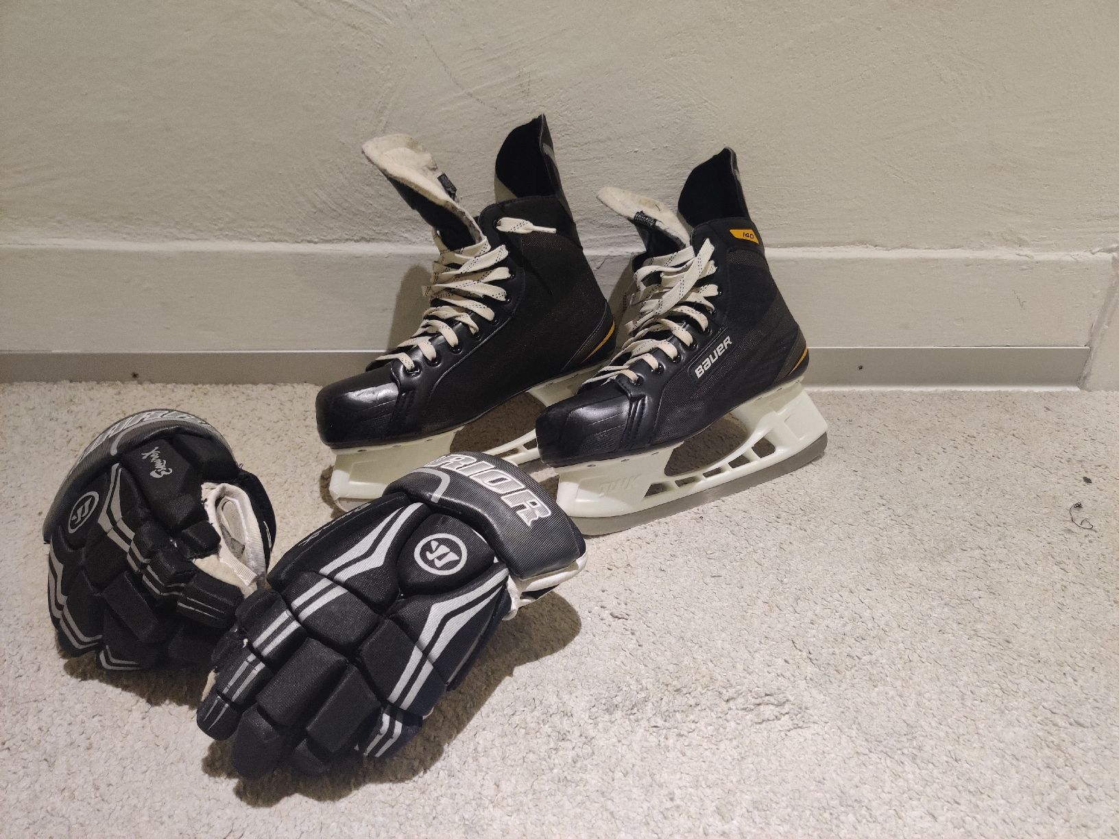 Bauer Patins à glace: Eishockeyschuhe  – D'occasion à Bern par sch_n2sc 2