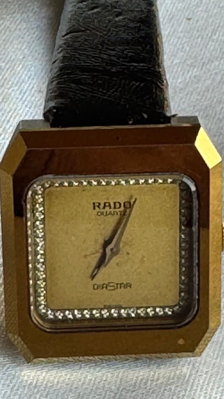 Rado Uhren: Rado Diastar mit Diamonds , Gold Optik, Quartz – Gebraucht aus Untersiggenthal von TimeandShine