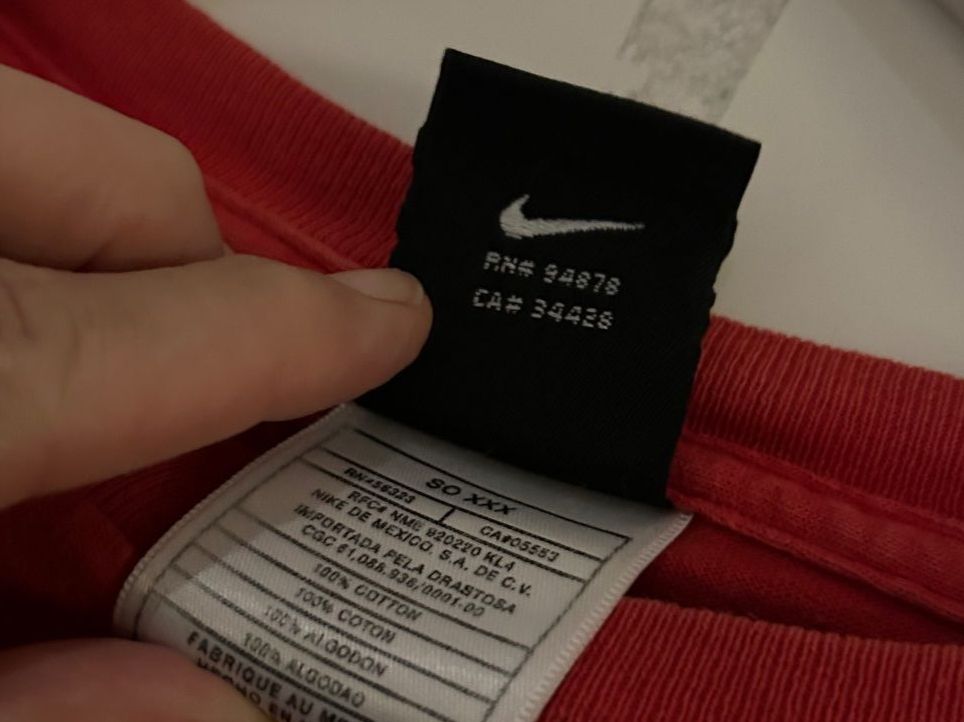 Nike Maglioni & Felpe: Sweatshirt Nike – Usato da Zumikon venduto da Uranus88 2